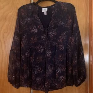 NWOT Women’s size small, Knox Rose blouse, empire waist. Sheer material w/lining